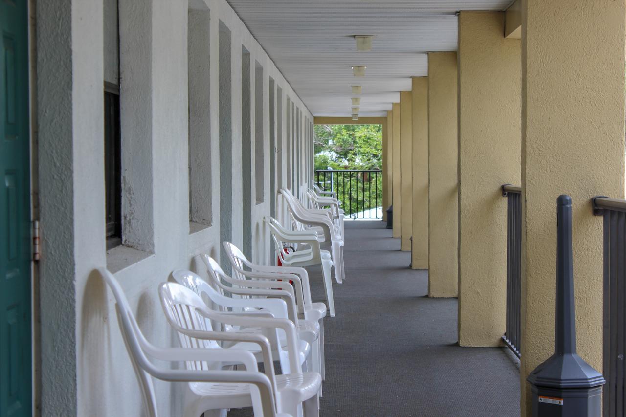 Steinhatchee River Inn And Marina Exteriér fotografie